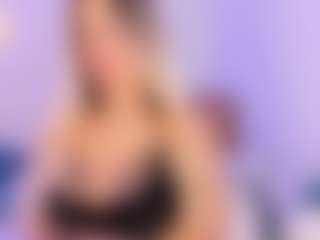 Lilii Moon's Live Sex Cam Show