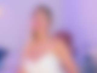 Live cam show with Lilii Moon - Public Big Tits on TastyBlacksLive