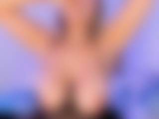 Lilii Moon's Live Sex Cam Show