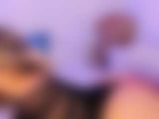 Lilii Moon's Live Sex Cam Show