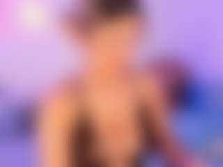 Live cam show with Lilii Moon - Latina on Camversity | colombia