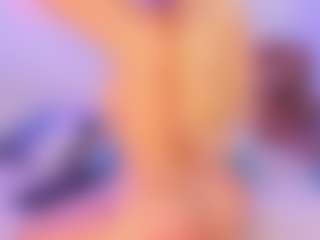 Live cam show with Lilii Moon - Trimmed Teen (18+) on TeamSkeetLive