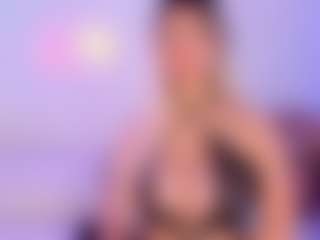 Live cam show with Lilii Moon - Lingerie on Camsoda