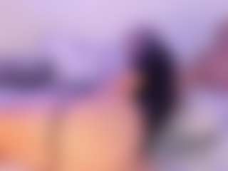Live cam show with Lilii Moon - Blondie on livesuperchat.net