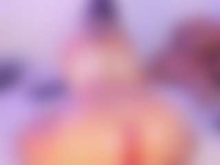 Live cam show with Lilii Moon - BBW Toys on Camsoda
