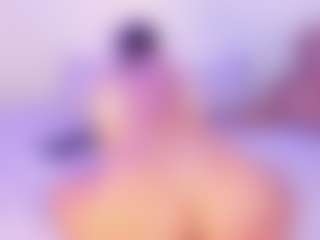 Live cam show with Lilii Moon - Pleasure on Camsoda