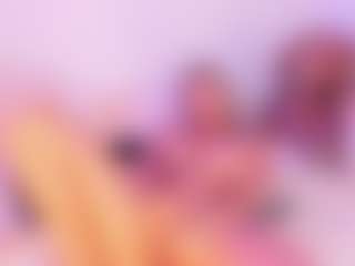 Live cam show with Lilii Moon - Tease Curvy on nudelive.tv