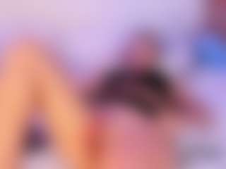Lilii Moon's Live Sex Cam Show