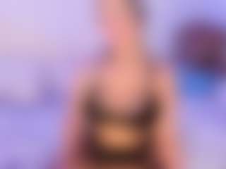 Lilii Moon's Live Sex Cam Show