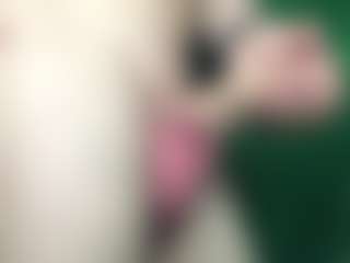 Live cam show with maxdex - Black Hair on Gym Cam Girls