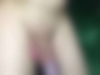 Live cam show with maxdex - Bedroom on Gym Cam Girls