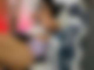 Live cam show with violeth-96 - Flashing on madthumbs
