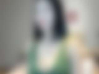 Live cam show with macarena-vallejo - Sexcam on live18s.com
