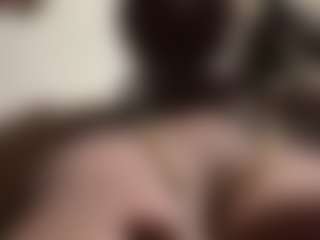 Live cam show with starrbabez - Deepthroat on CamClone