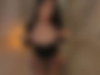 Live cam show with Dominique - Handjob on camwithhim.com