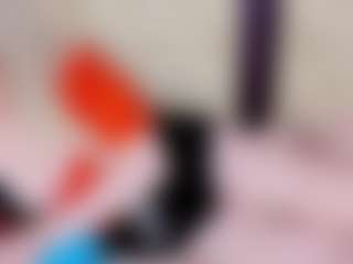 Live cam show with christinaxxx - Drinking on PervPlay.com