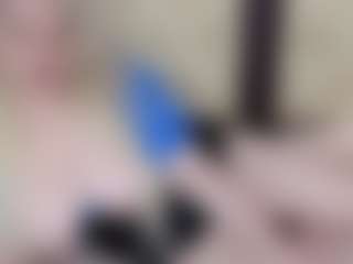 christinaxxx's Live Sex Cam Show