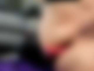 Live cam show with Iwazsoaking - Thickthighs on livesuperchat.net