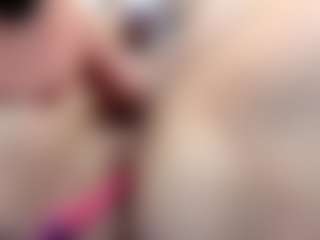 Iwazsoaking's Live Sex Cam Show