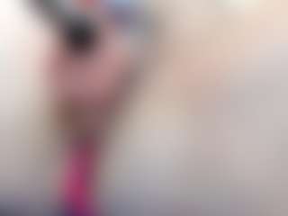Iwazsoaking's Live Sex Cam Show