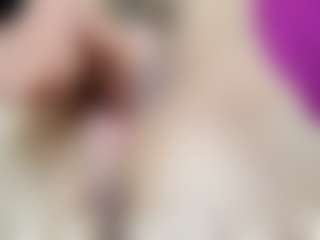 Iwazsoaking's Live Sex Cam Show