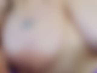 Iwazsoaking's Live Sex Cam Show