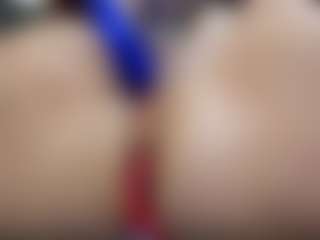 Live cam show with Iwazsoaking - Squirt MILF on Dare Cams