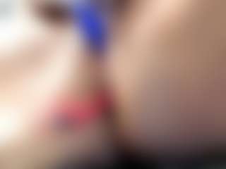 Iwazsoaking's Live Sex Cam Show