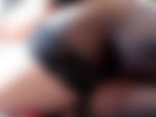Iwazsoaking's Live Sex Cam Show