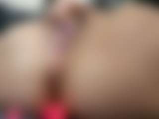Iwazsoaking's Live Sex Cam Show