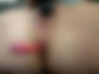 Iwazsoaking's Live Sex Cam Show