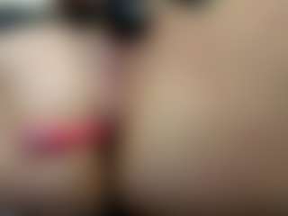 Iwazsoaking's Live Sex Cam Show