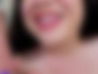 Iwazsoaking's Live Sex Cam Show