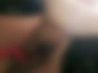 Iwazsoaking's Live Sex Cam Show