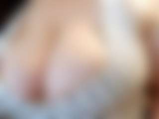Iwazsoaking's Live Sex Cam Show