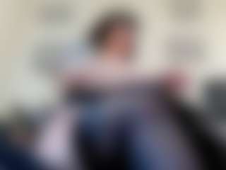 Iwazsoaking MILF webcam performer live streaming