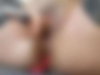 Live cam show with Iwazsoaking - BBW Middle Aged on Camsoda