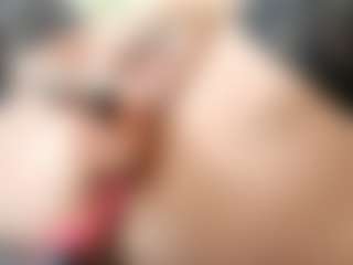 Iwazsoaking MILF webcam performer live streaming