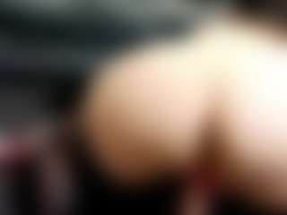 Live cam show with Iwazsoaking - Lovense Middle Aged on LiveSexCams6