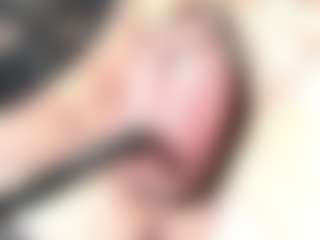 Live cam show with Iwazsoaking - Granny Squirt on Camming Site