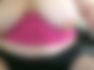 Iwazsoaking's Live Sex Cam Show