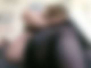 Live cam show with Iwazsoaking - Old on CamClone