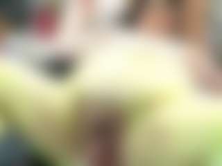 Iwazsoaking's Live Sex Cam Show