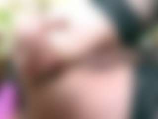 Iwazsoaking's Live Sex Cam Show