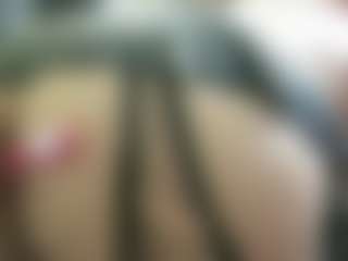 Live cam show with Iwazsoaking - Granny Squirt on fapnchat