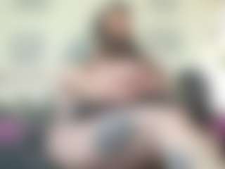 Iwazsoaking MILF webcam performer live streaming