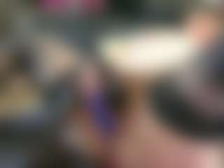 Iwazsoaking's Live Sex Cam Show