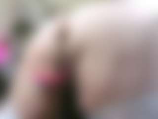 Live cam show with Iwazsoaking - Granny Big Tits on CamwithHer