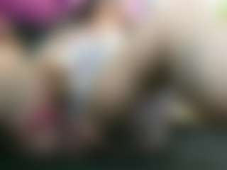 Iwazsoaking's Live Sex Cam Show