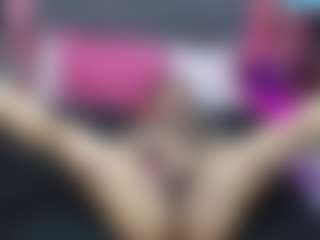 jeenevieve's Live Sex Cam Show